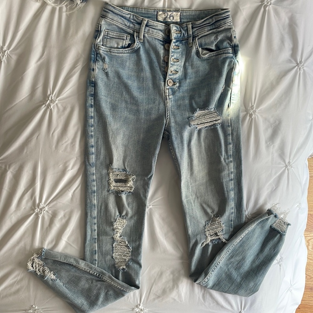 Free People // We The Free - denim jeans light blue in color! Size 26